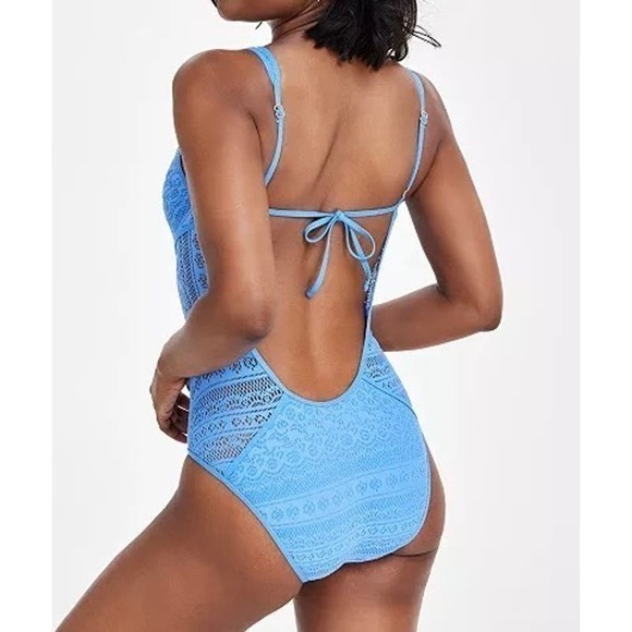 BECCA Women's‎ Color Play Crochet One Piece Swimsuit Plunge Neck Blue Size Med - Picture 2 of 8